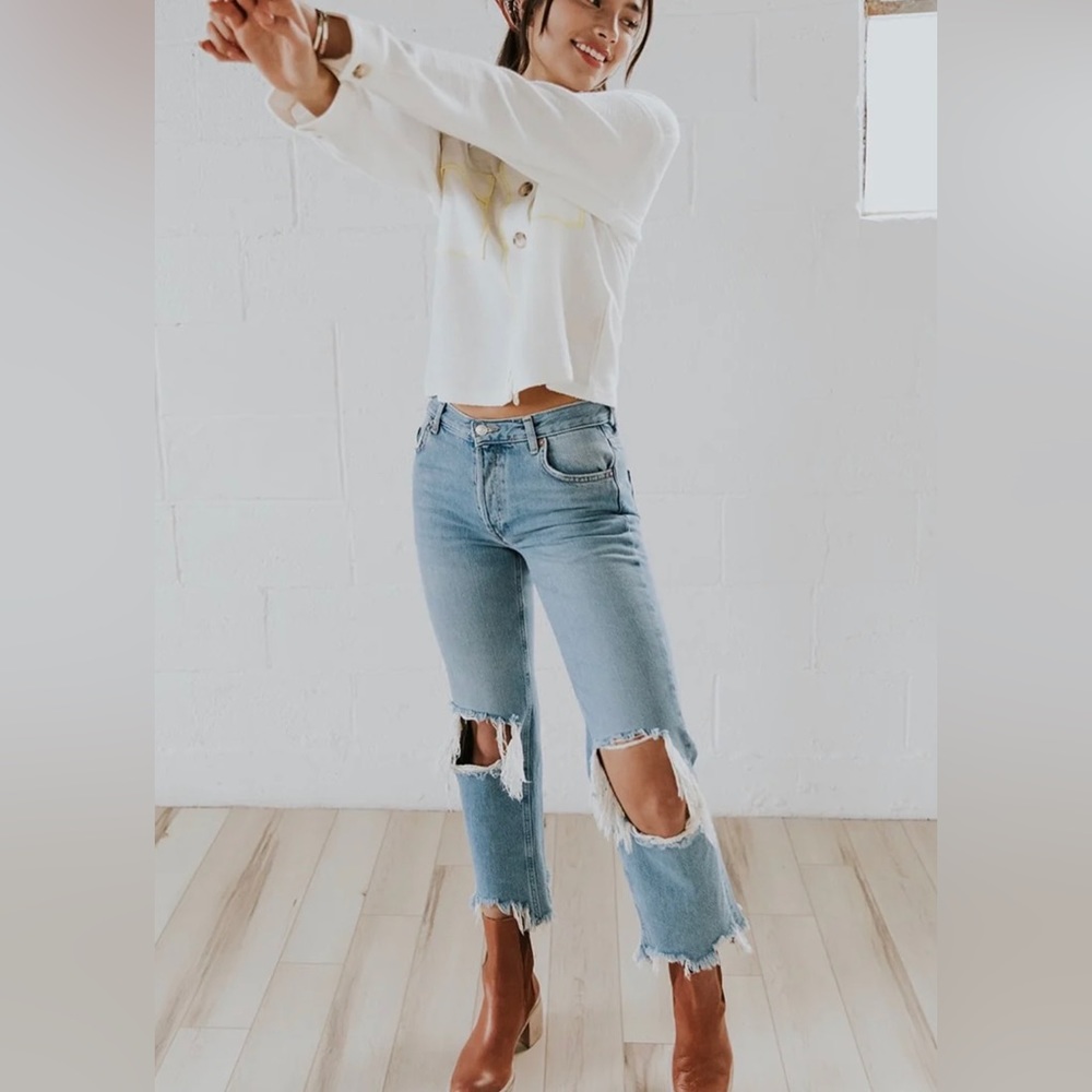 WE THE FREE - FREE PEOPLE - Free People Distressed Maggie Straight Jean- 25 - XS